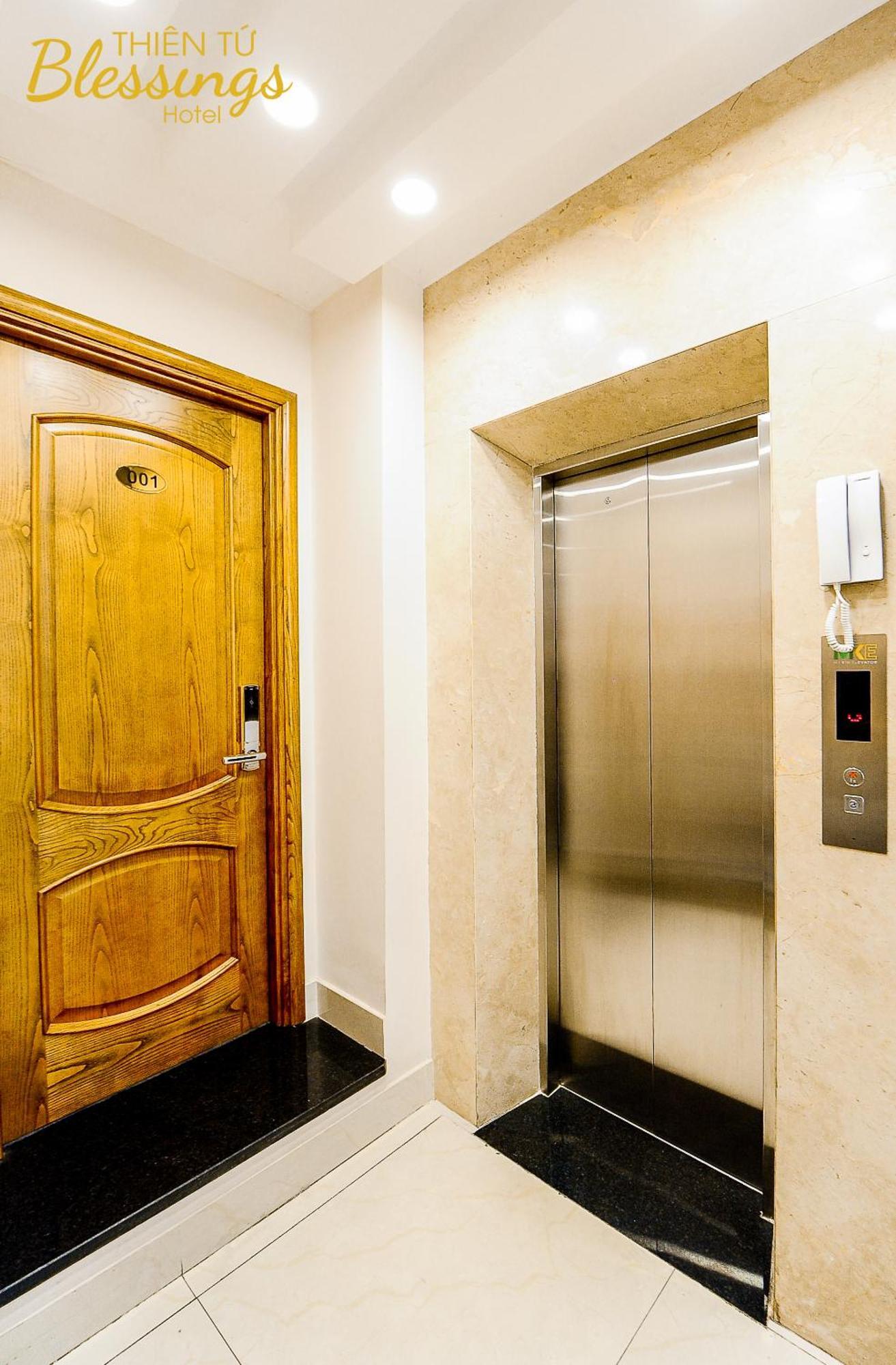 הו צ'י מין סיטי Thien Tu Hotel מראה חיצוני תמונה