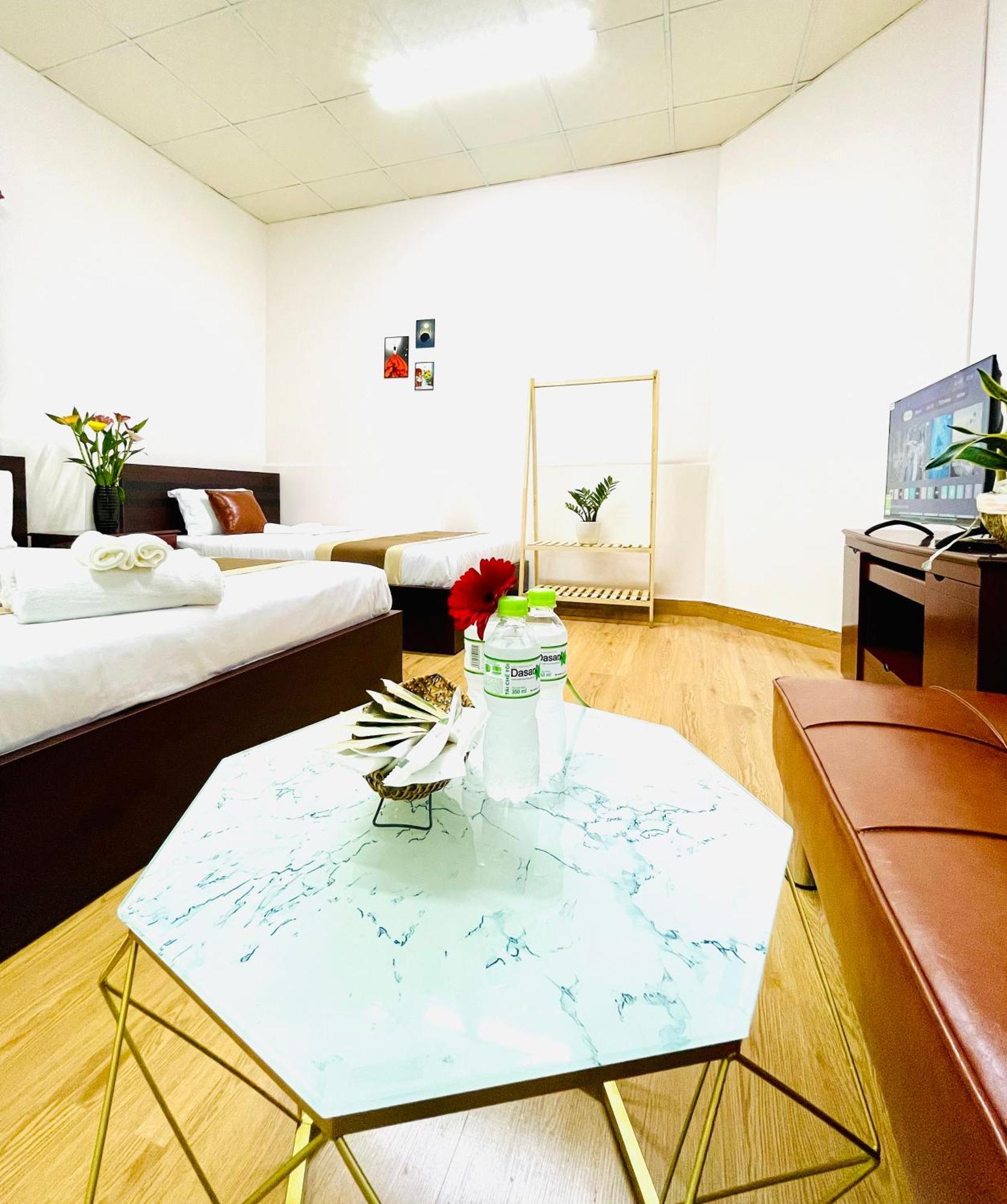 הו צ'י מין סיטי Thien Tu Hotel מראה חיצוני תמונה